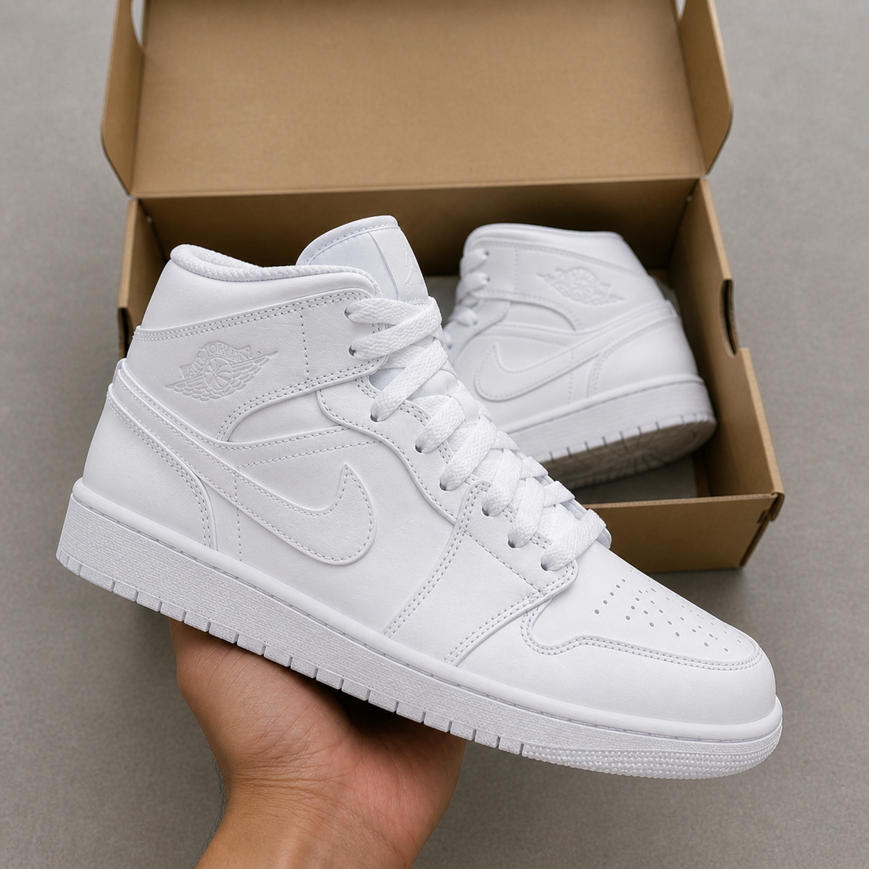 J1 Mid Triple White