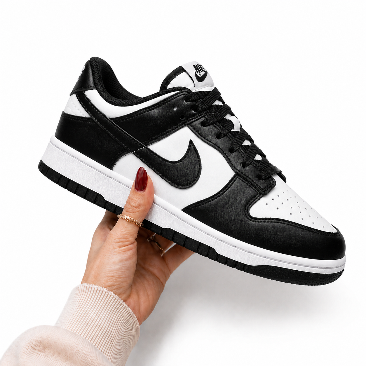 Dunk Low Retro Panda Black & White