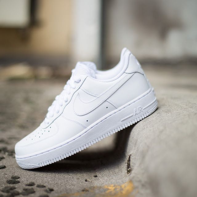 Classic White Low Force